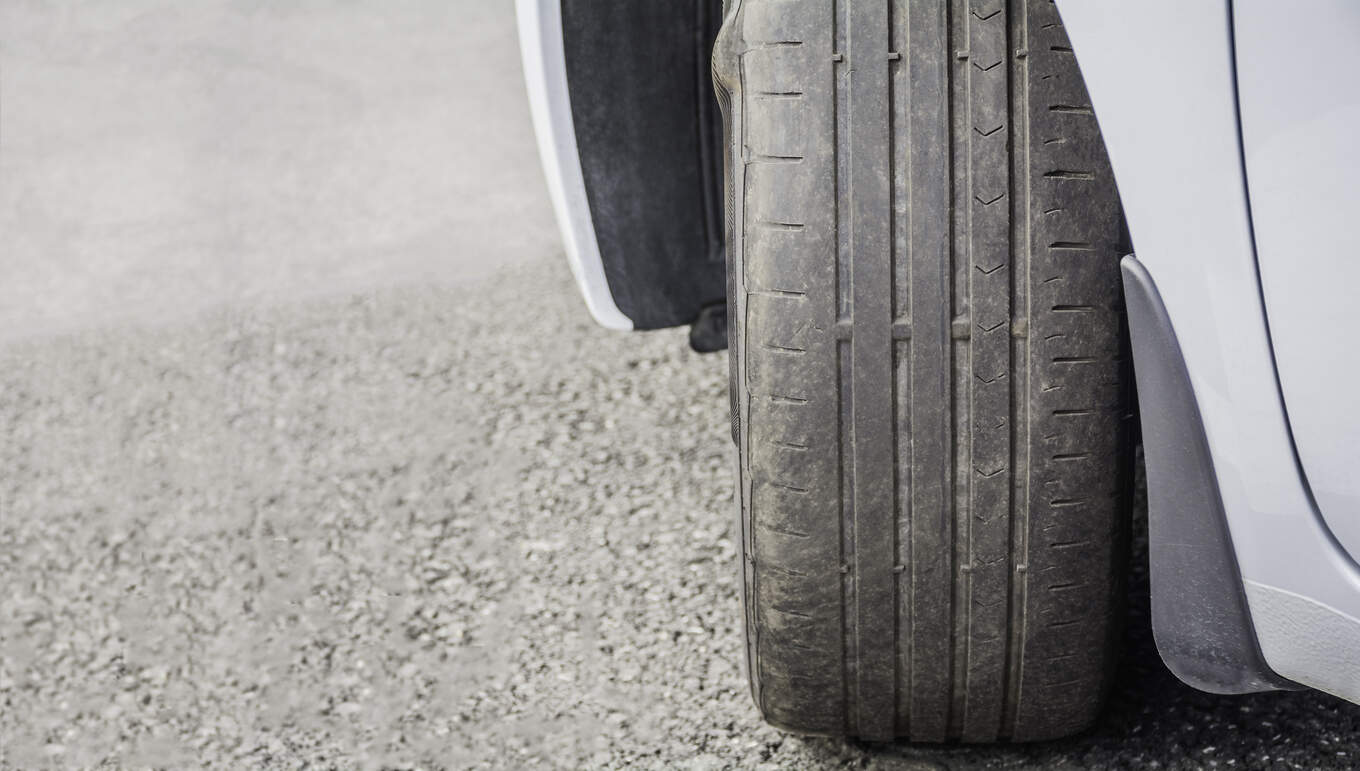 worn-out-car-tyre-tread