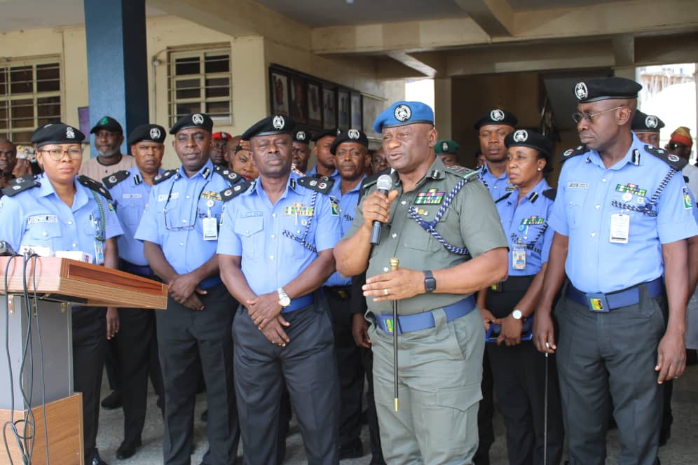 AIG DISU HANDS OVER TO NEW FCT CP