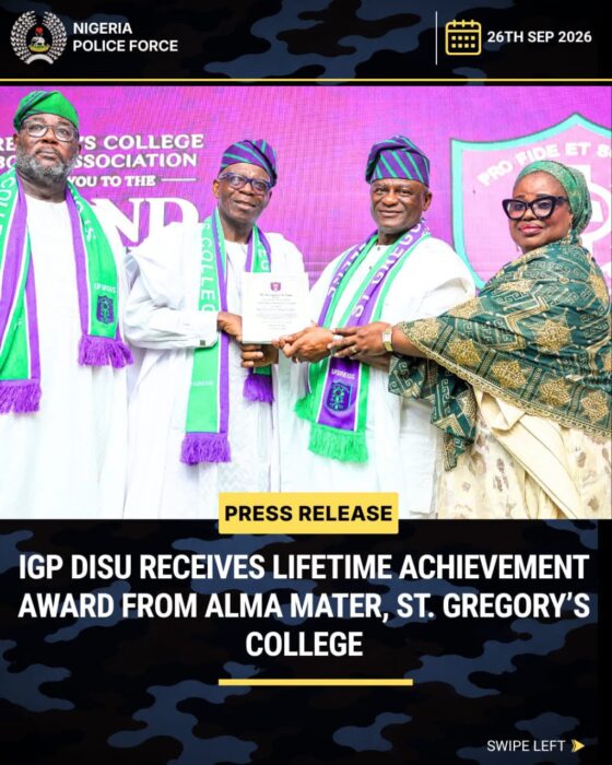 DISU RECEIVES AWARD